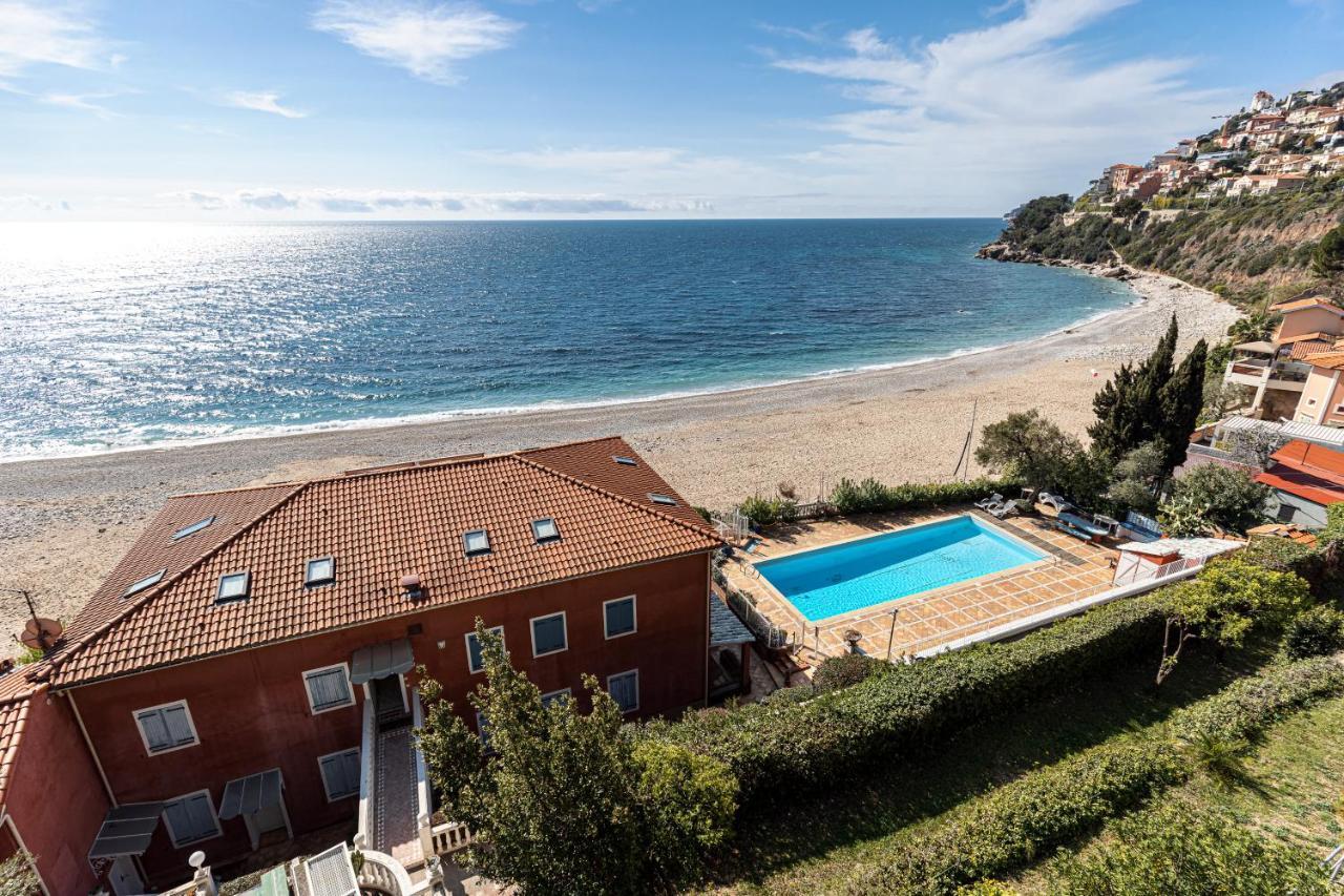 Le Golfe Bleu - Havre De Paix En Bord De Plage Roquebrune-Cap-Martin Buitenkant foto